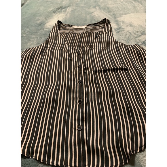 Tank - Picture 2 of 3